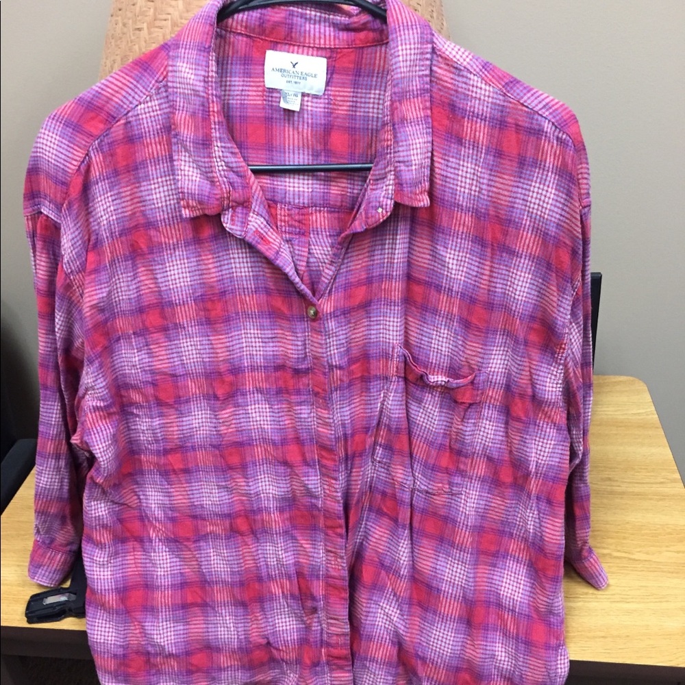 American Eagle button down